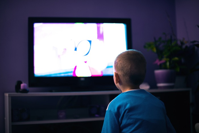 Mes enfants regardent-ils trop les écrans ?